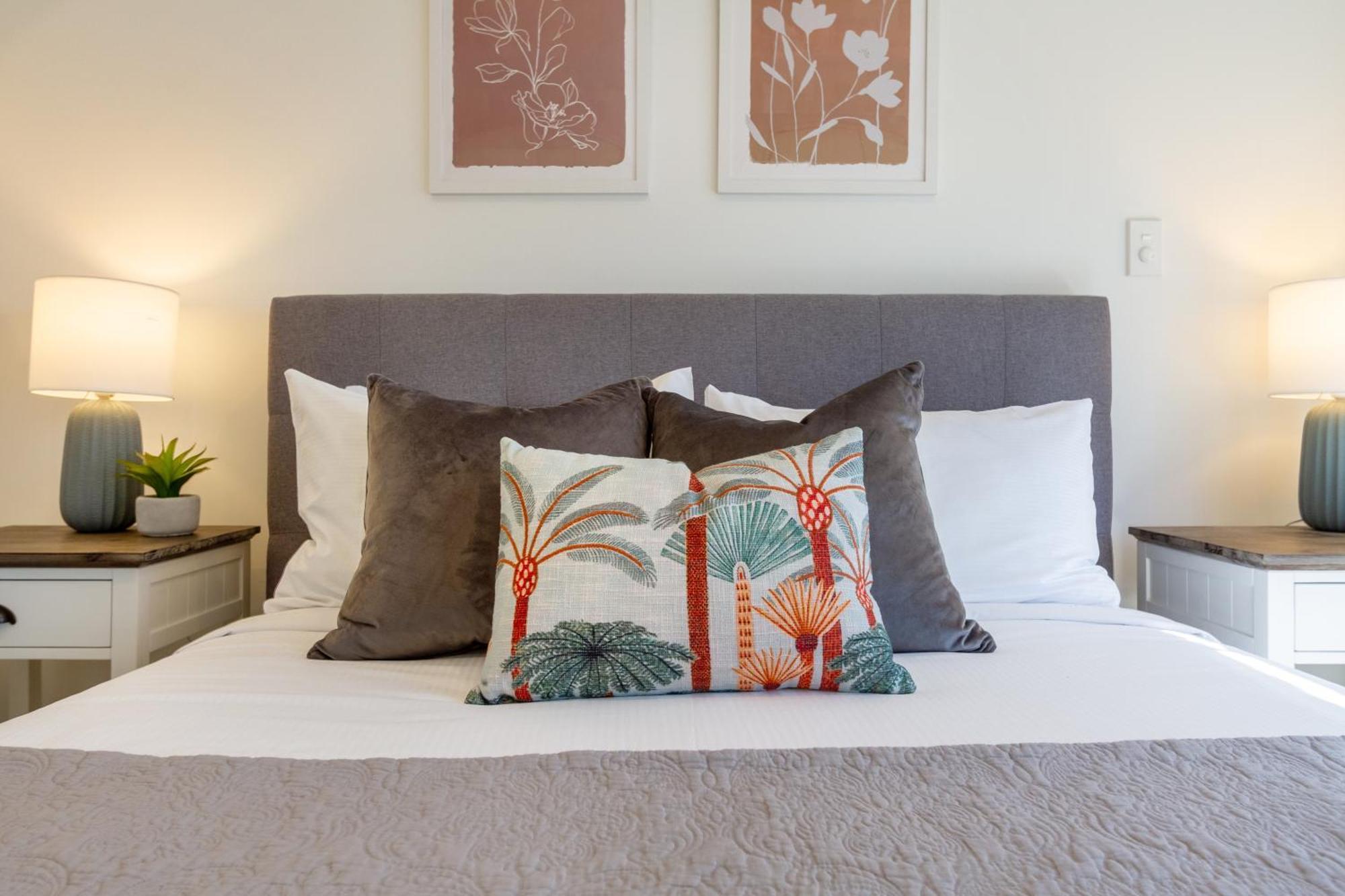 כרייסטצ'רץ' Two Bedroom, Two Bathroom Urban Oasis מראה חיצוני תמונה